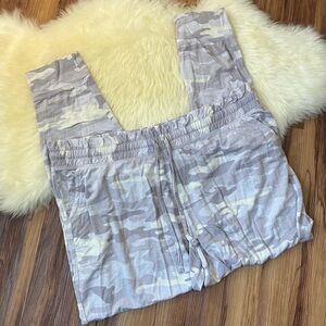 UGG Koolaburra Purple Camo Pajama Sweatpant Joggers • Size PXL